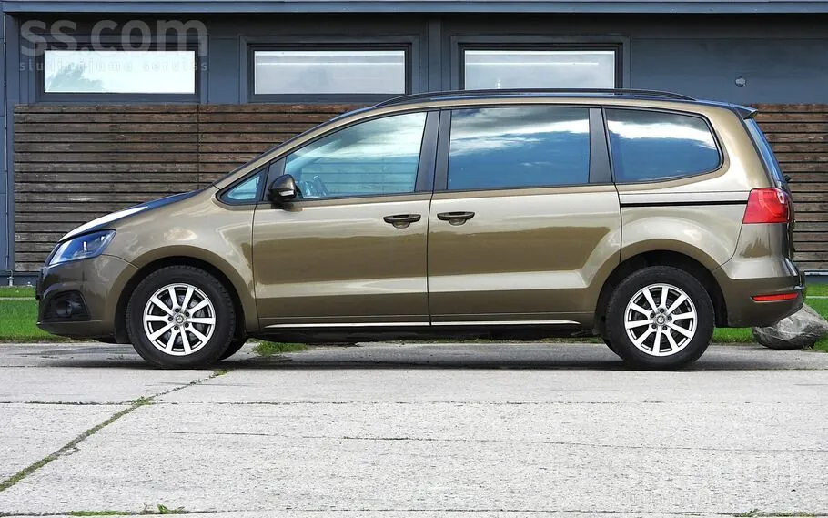 Seat Alhambra 2011 photo 5