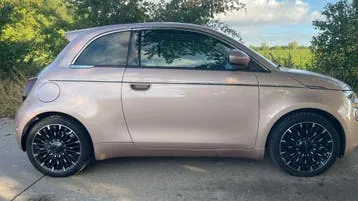 Fiat 500E 2024 photo 2