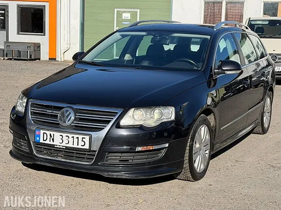 Volkswagen Passat 2010 photo 2