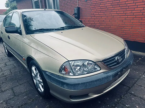 Toyota Avensis 2002 photo 4