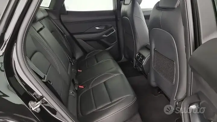 Jaguar E-Pace 2022 photo 5