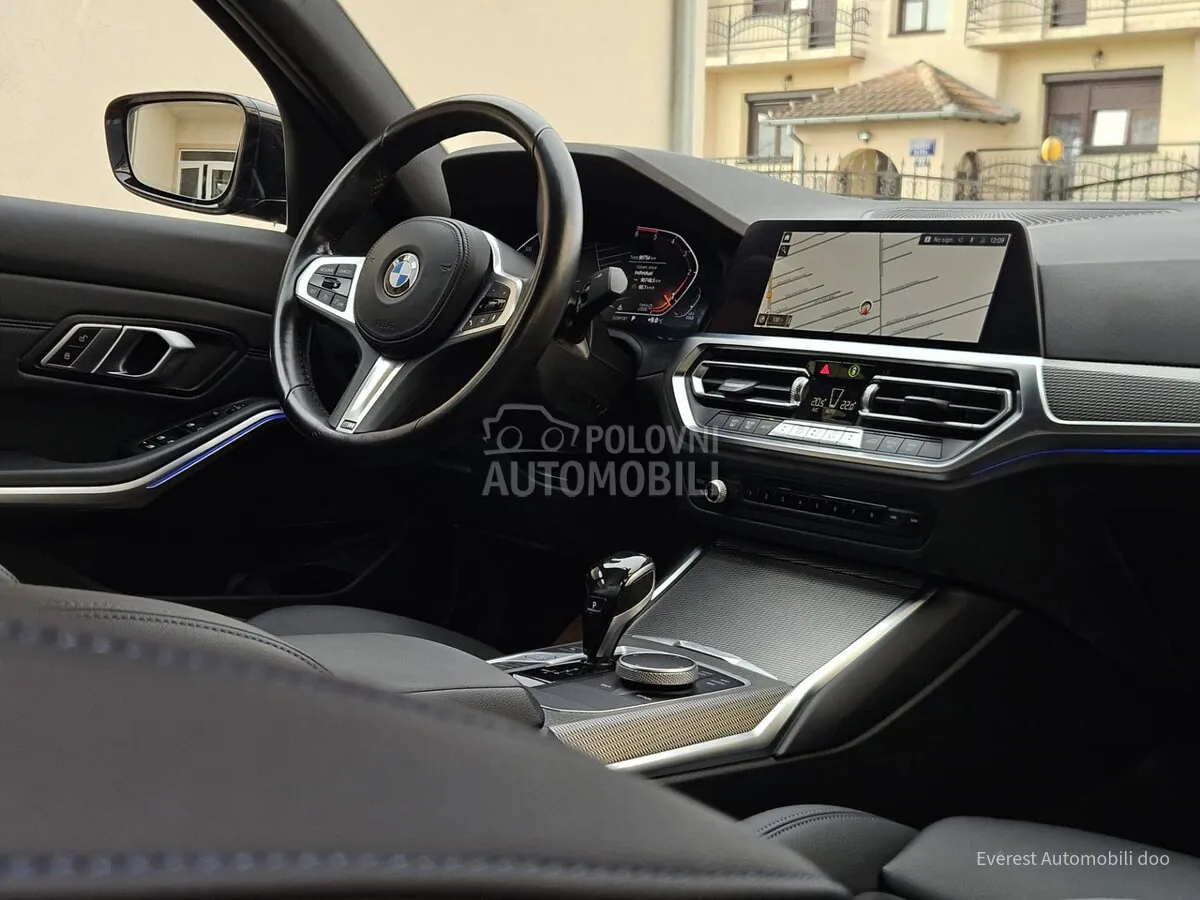 BMW 318 2021 photo 3