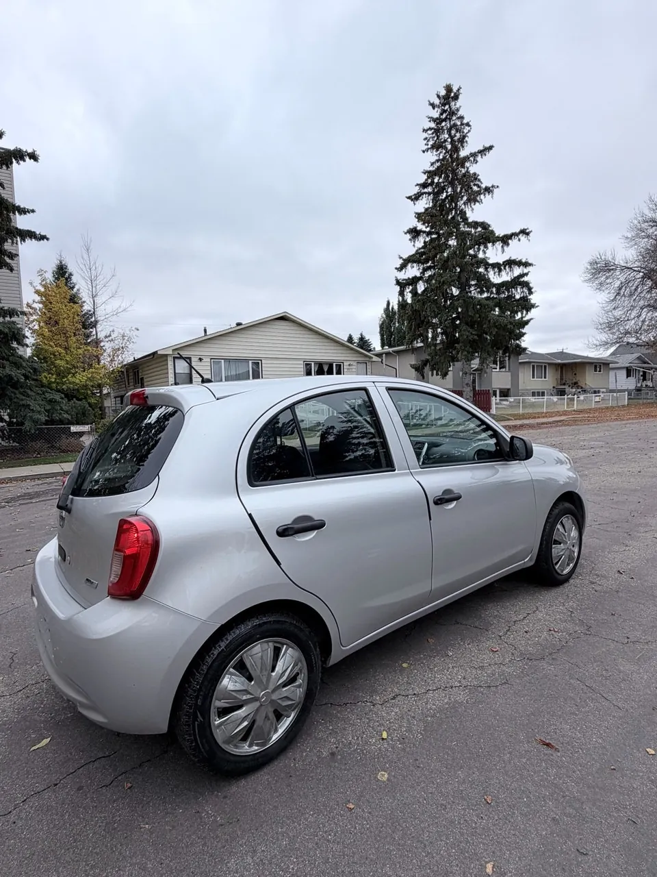 Nissan Micra 2015 photo 3