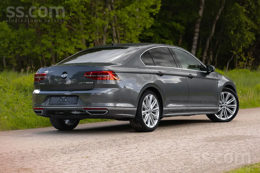 Volkswagen Passat 2016 photo 2