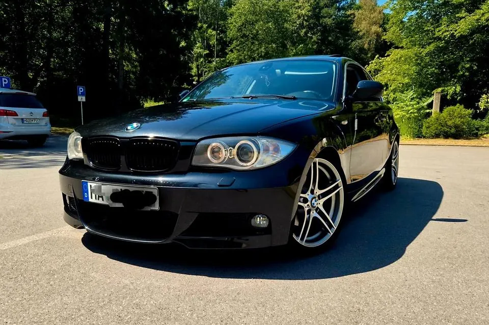BMW 125I Coupé