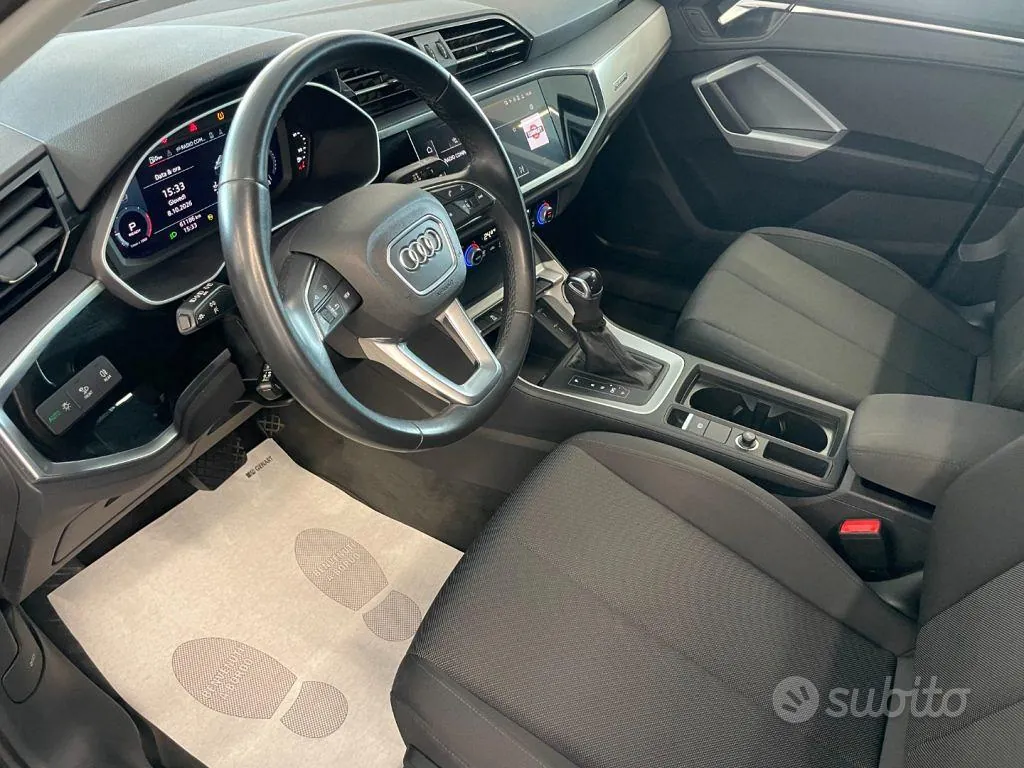 Audi Q3 2023 photo 3