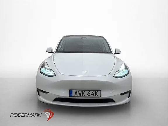 Tesla Model Y 2023 photo 2