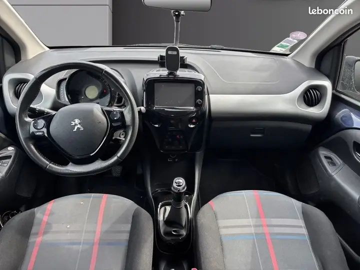 Peugeot 108 2015 photo 2