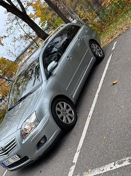 Toyota Avensis 2009 photo 3
