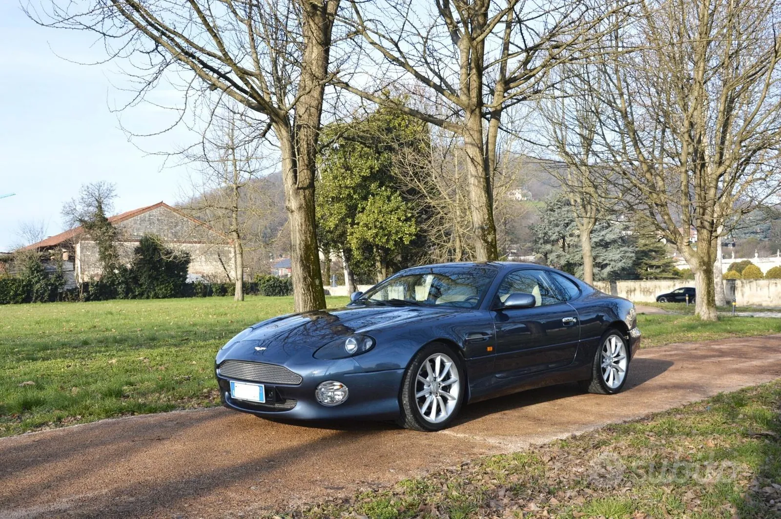 Aston Martin Db7 2002 photo 2