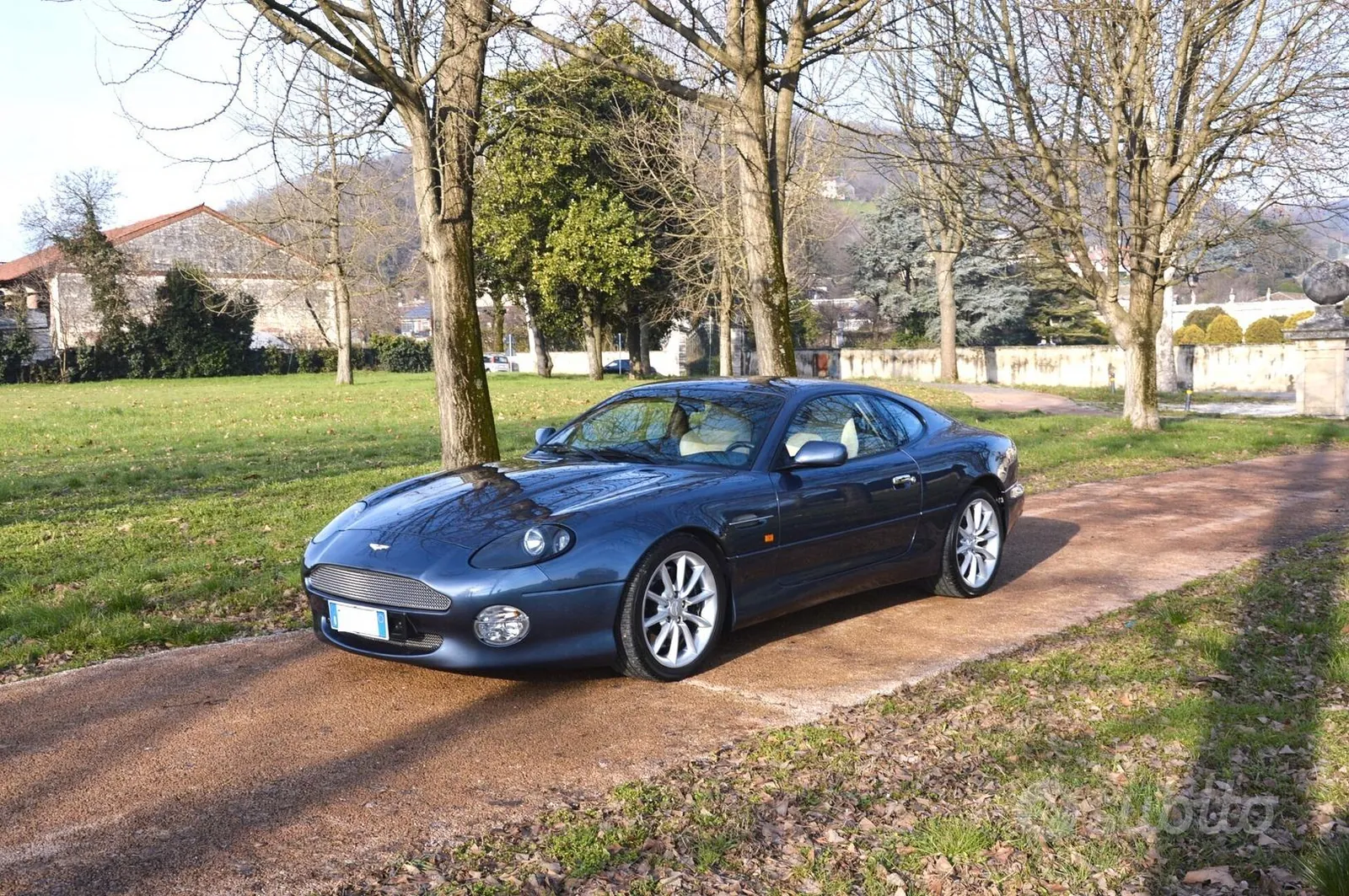 Aston Martin Db7 2002 photo 4