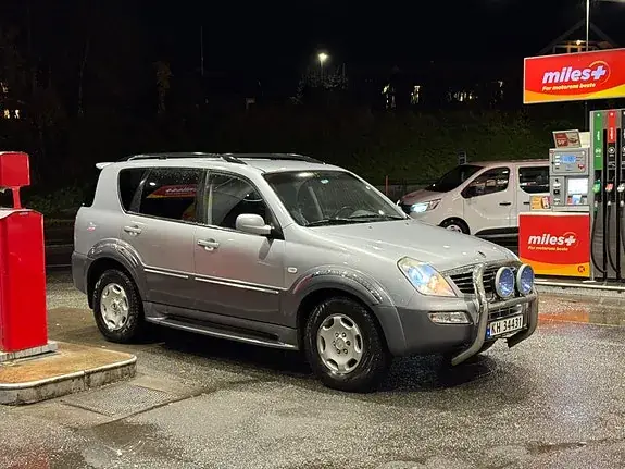 KG Mobility Rexton 2005 photo 2