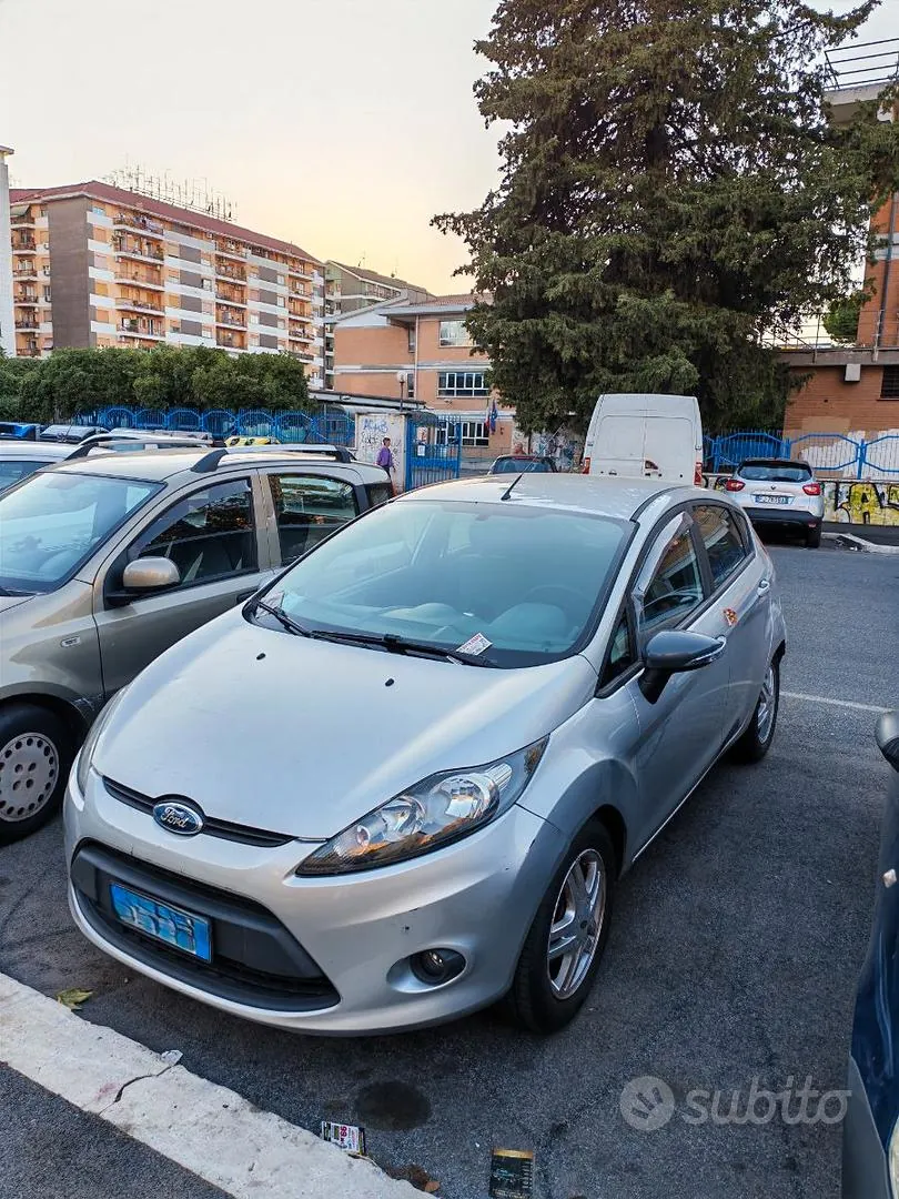 Ford Fiesta 2009 photo 4