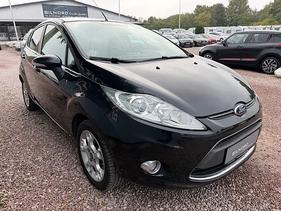 Ford Fiesta 2012 photo 2