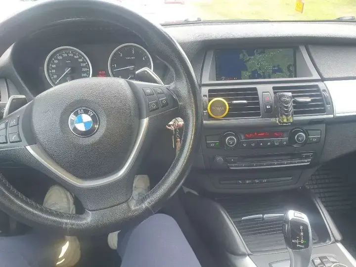 BMW X6 2013 photo 2