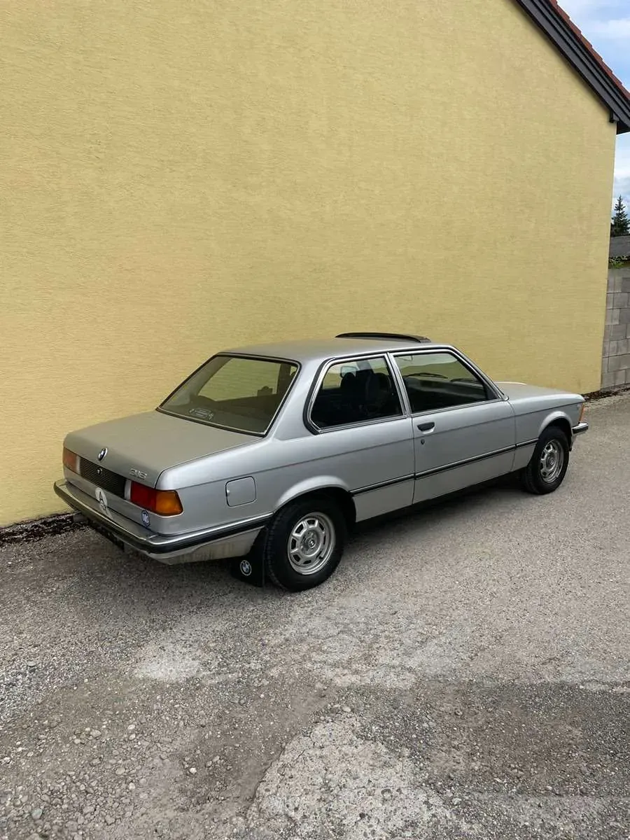 BMW 3 Series 1980 photo 2
