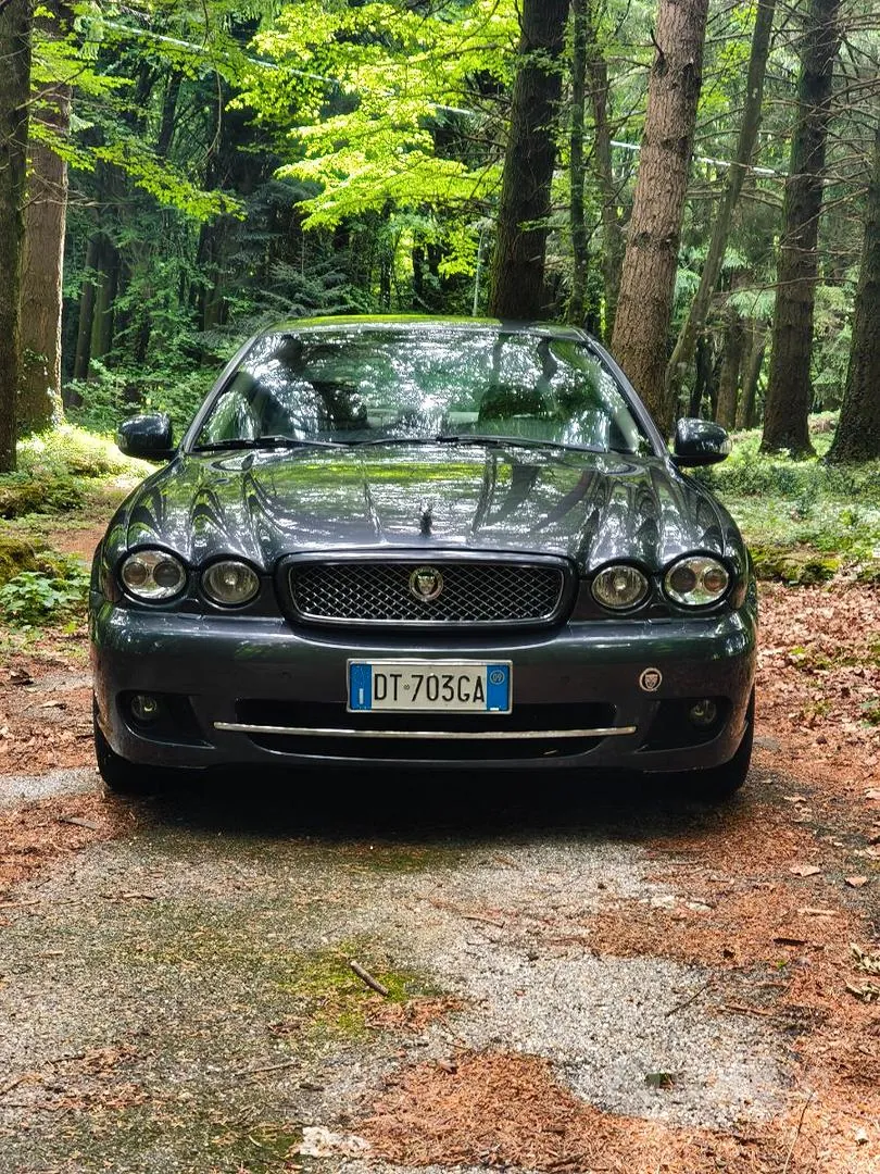 Jaguar X-Type 2009 photo 2