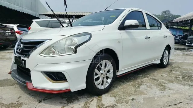 Nissan Almera