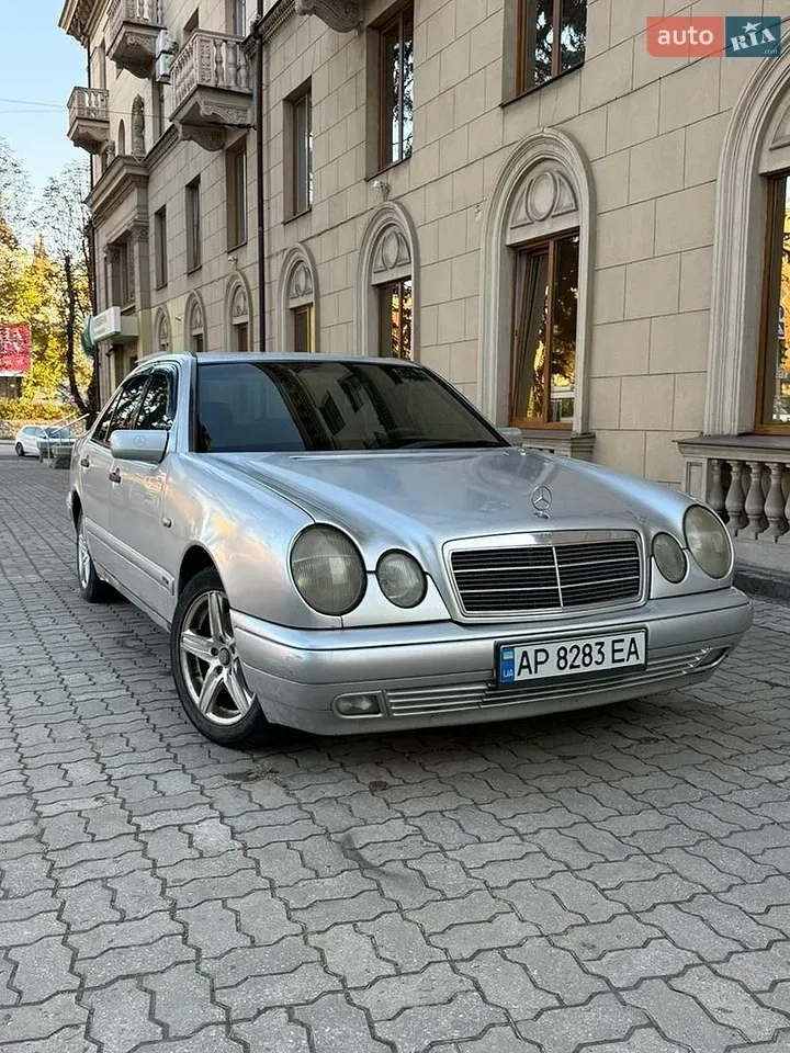 Mercedes-Benz E-Class 1997 photo 3