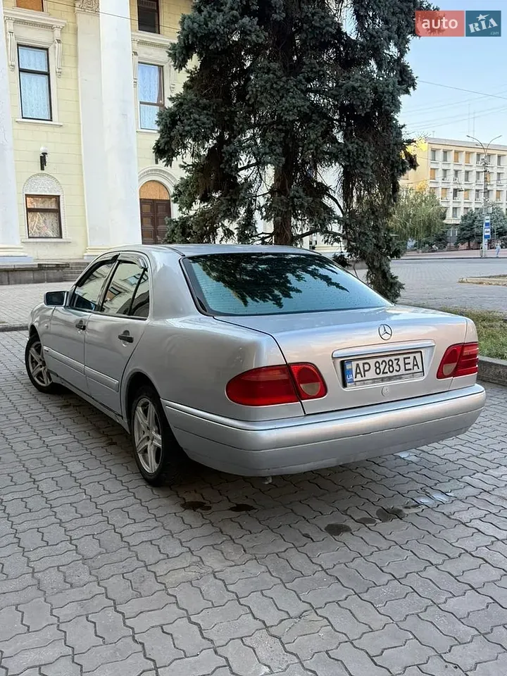 Mercedes-Benz E-Class 1997 photo 5