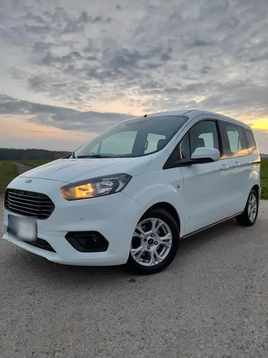 Ford Tourneo Courier