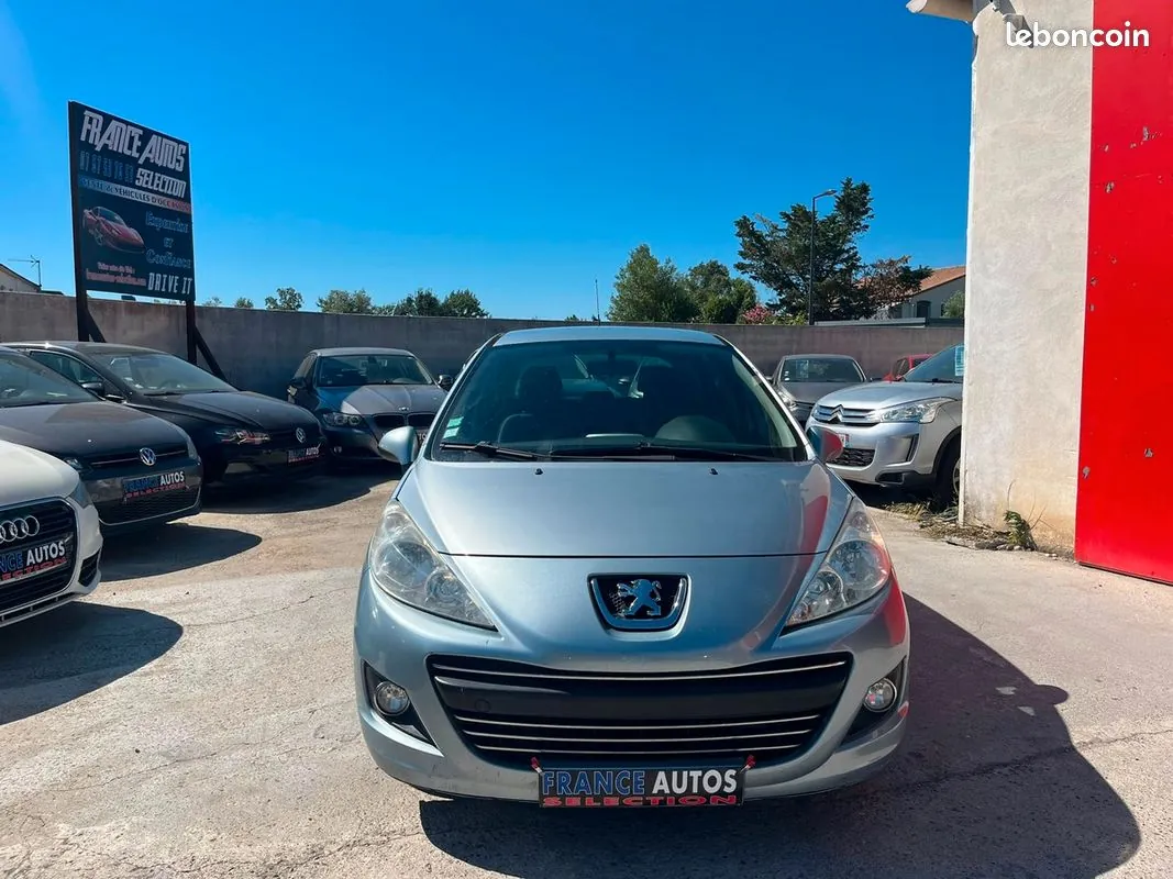 Peugeot 207 2010 photo 3