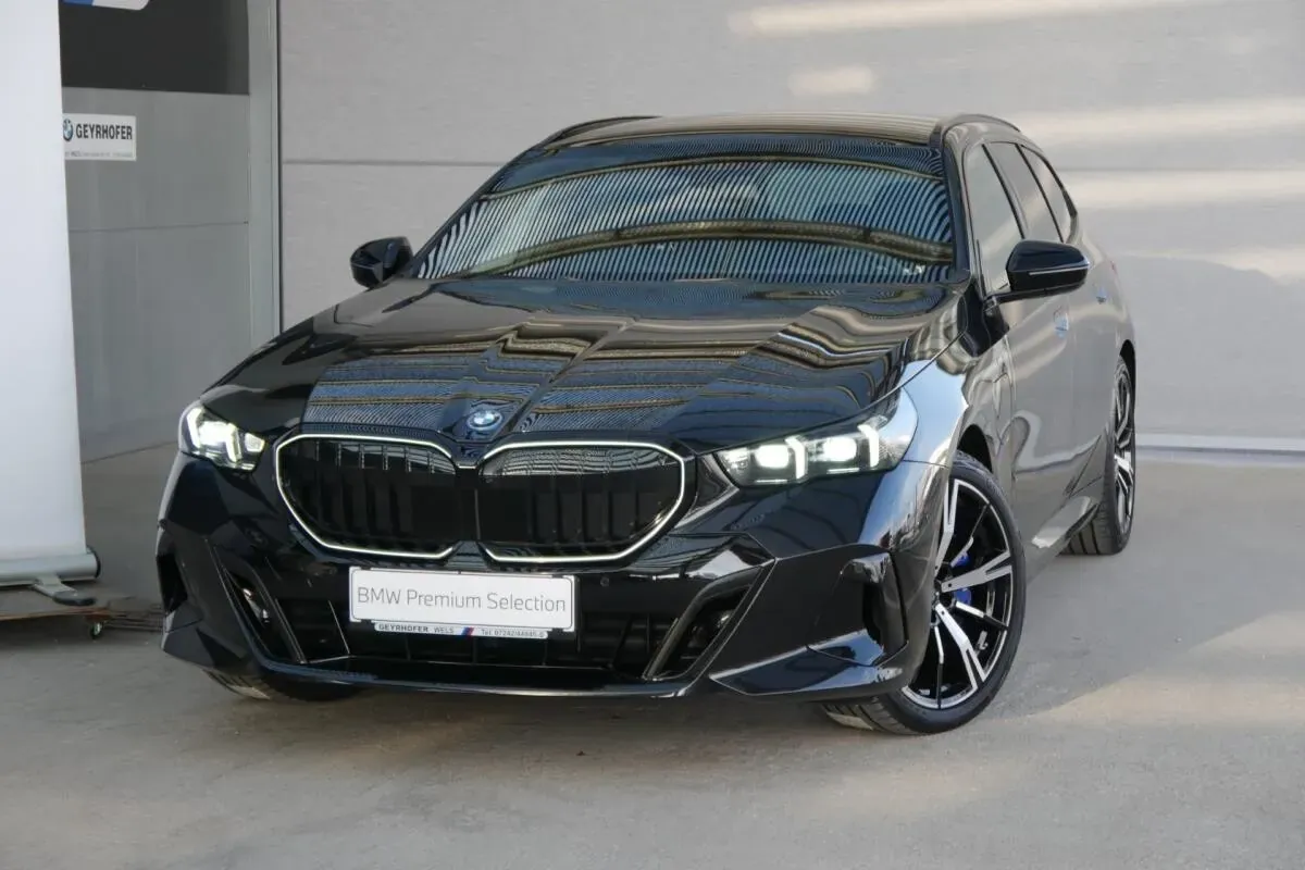 BMW 5 Series 2025 photo 2