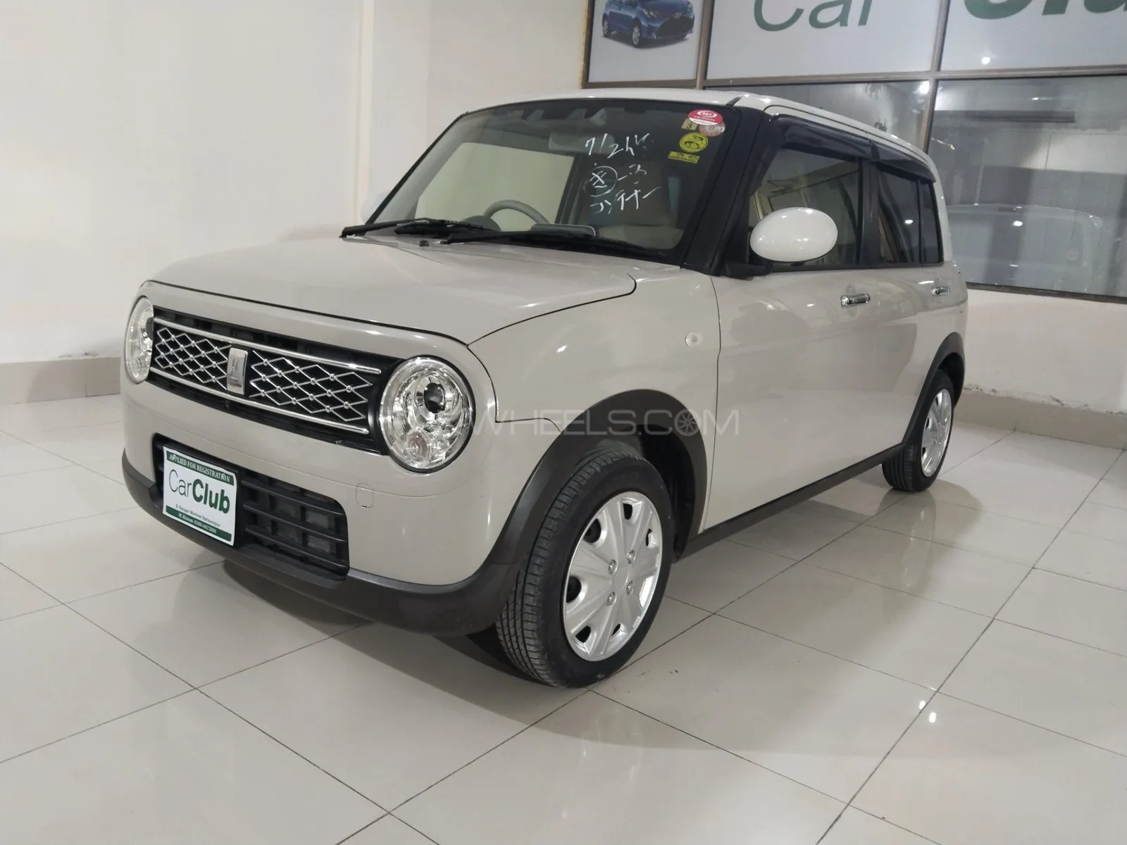 Suzuki Alto Lapin
