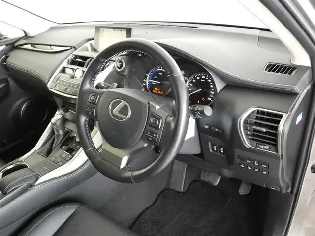 Lexus Nx 2016 photo 3