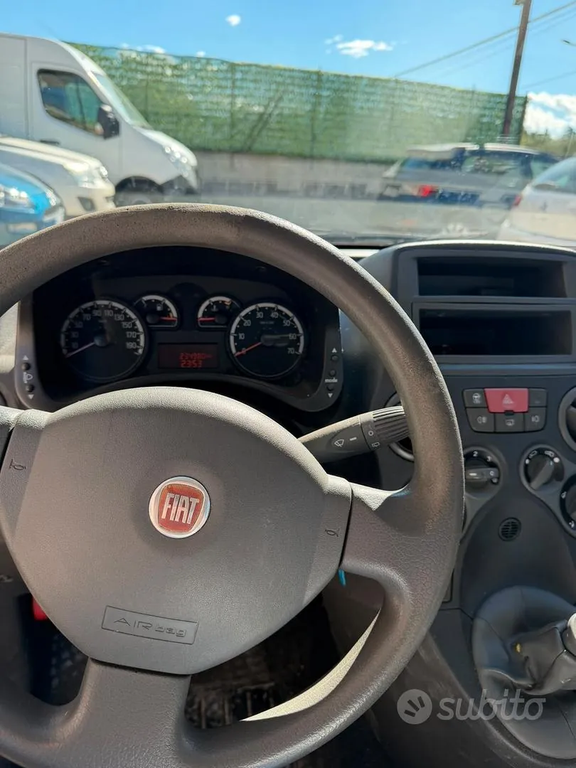 Fiat Panda 2010 photo 5