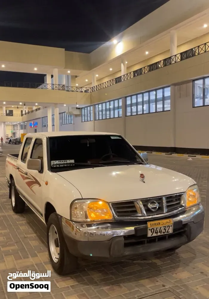 Nissan Pickup 2014 photo 4