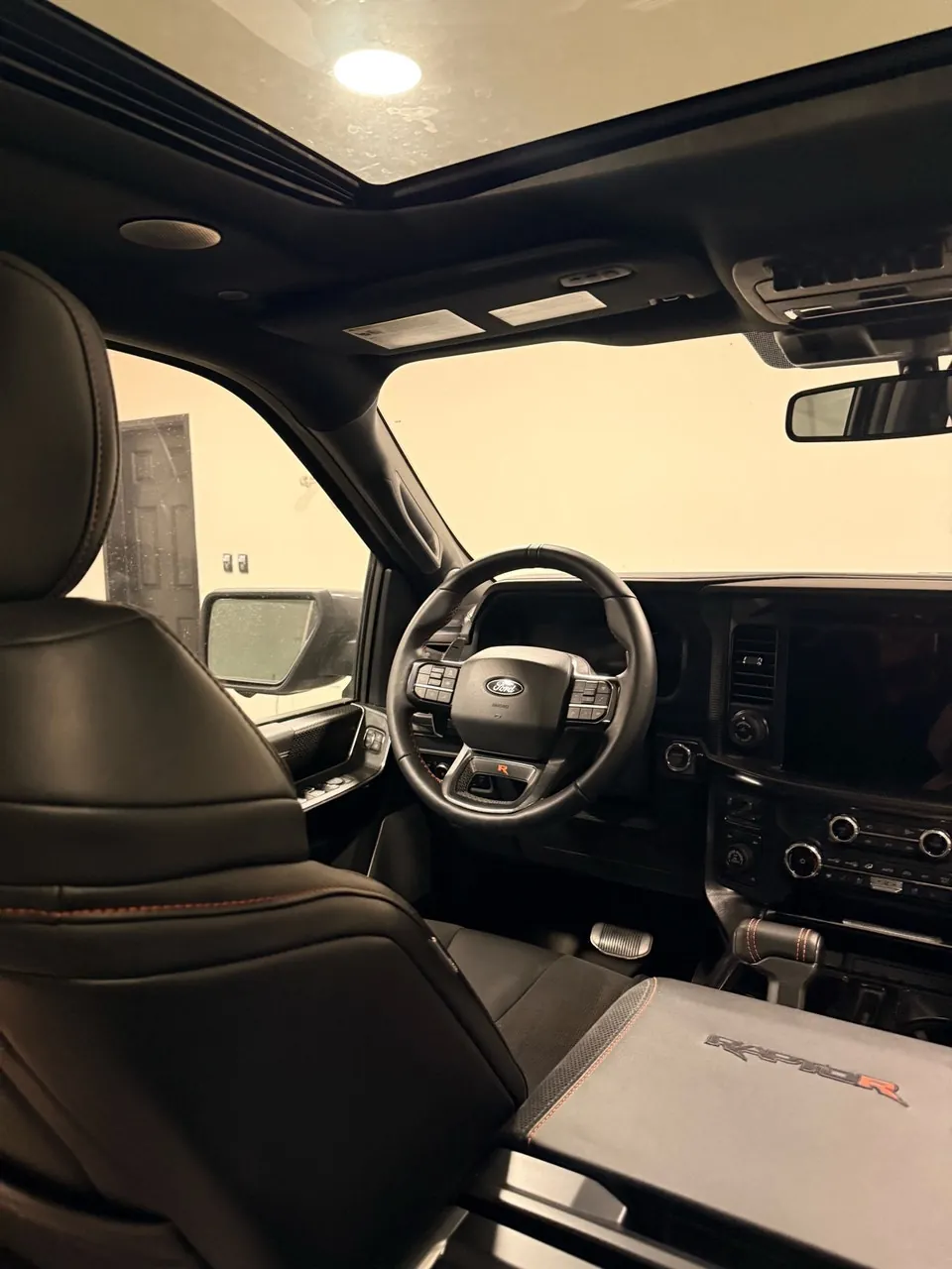 Ford F-150 Raptor 2025 photo 4