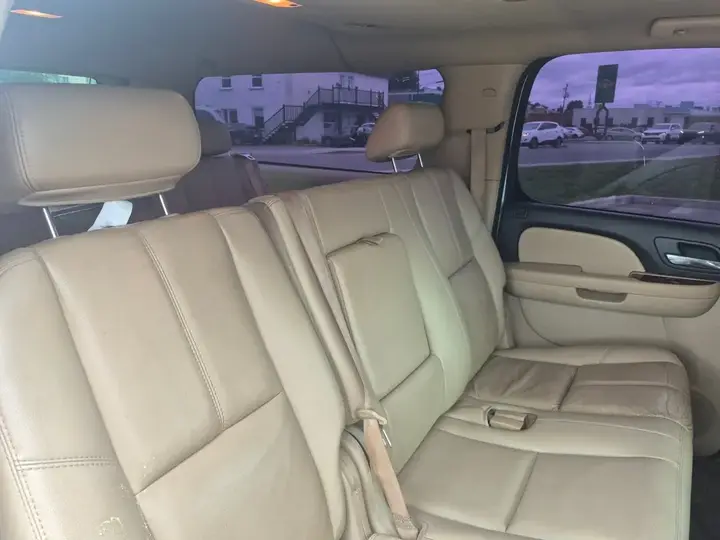 Chevrolet Suburban 2007 photo 5