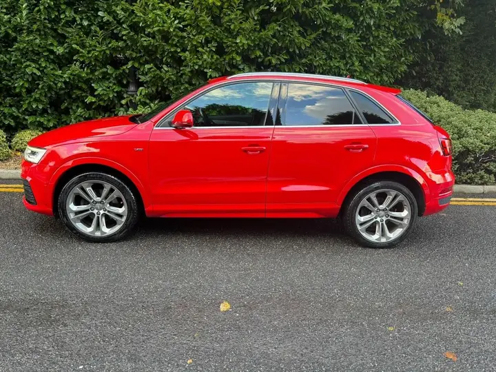 Audi Q3 2016 photo 4