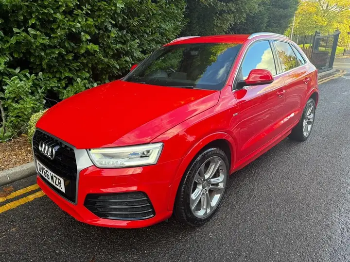 Audi Q3 2016 photo 3
