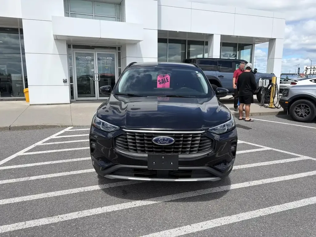 Ford Escape 2025 photo 2