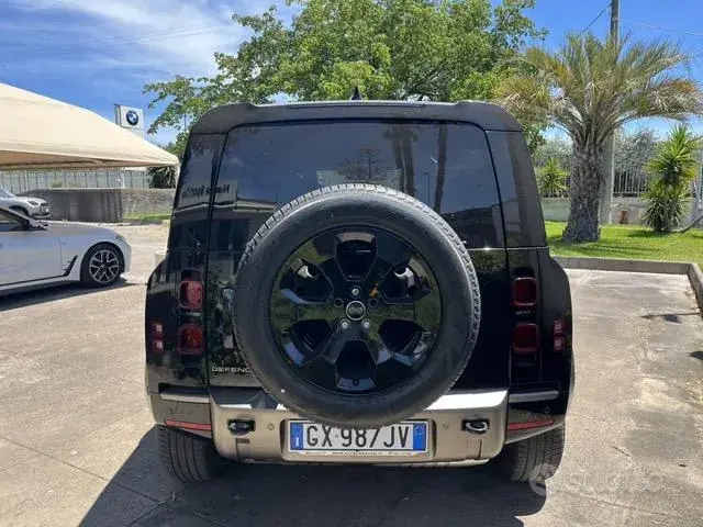 Land Rover Defender 2024 photo 5