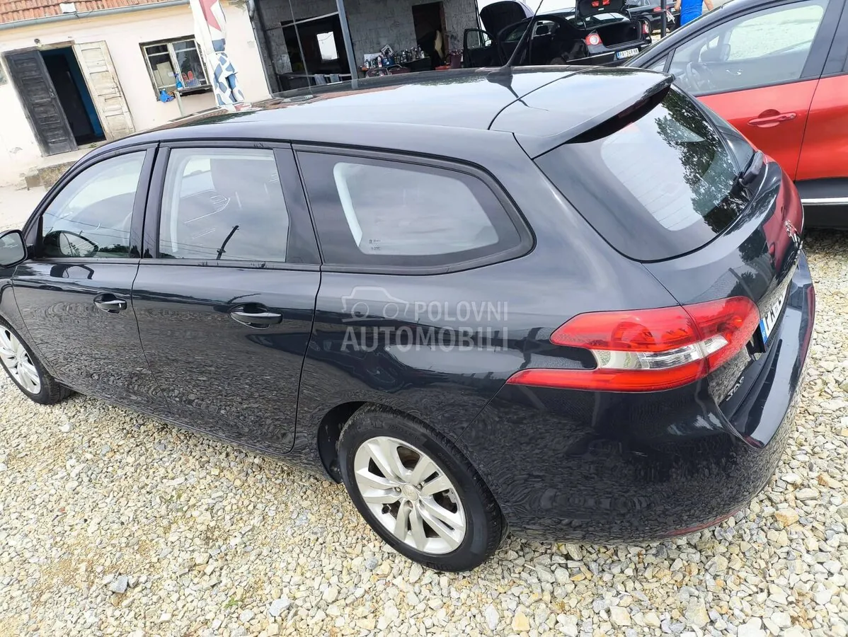 Peugeot 308 2016 photo 2