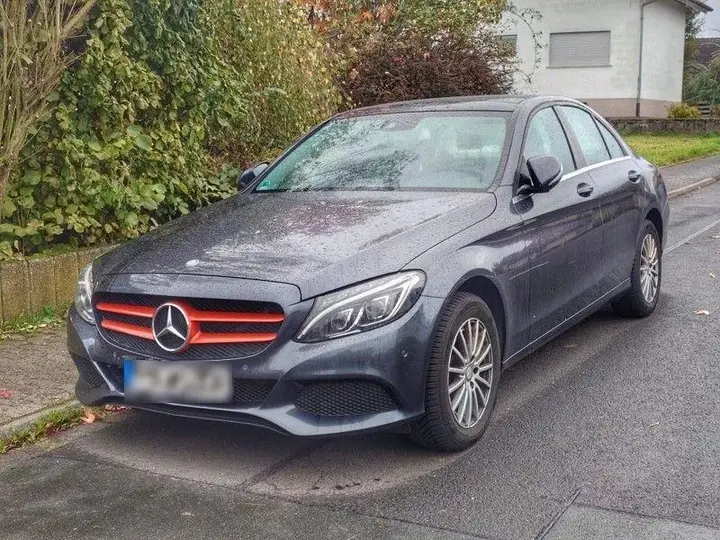 Mercedes-Benz C 220 D