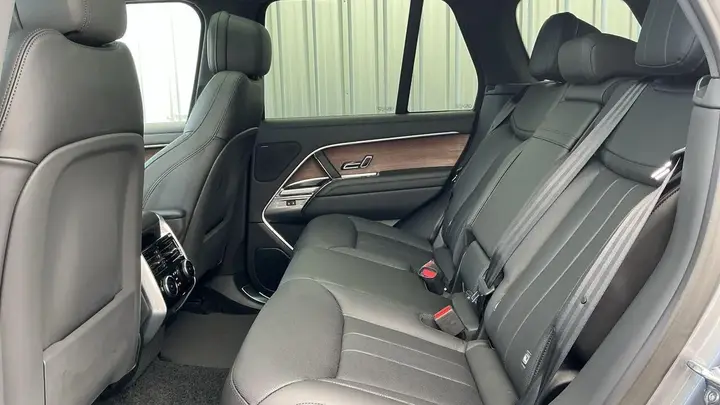 Land Rover Range Rover photo 5