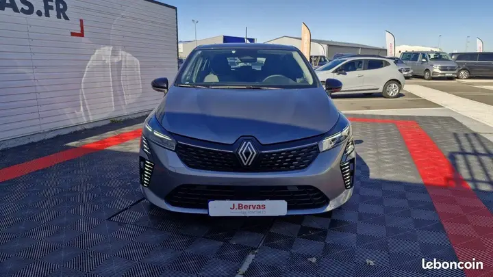Renault Clio 2025 photo 2