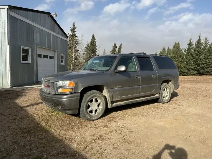 GMC Yukon Xl 2005 photo 4