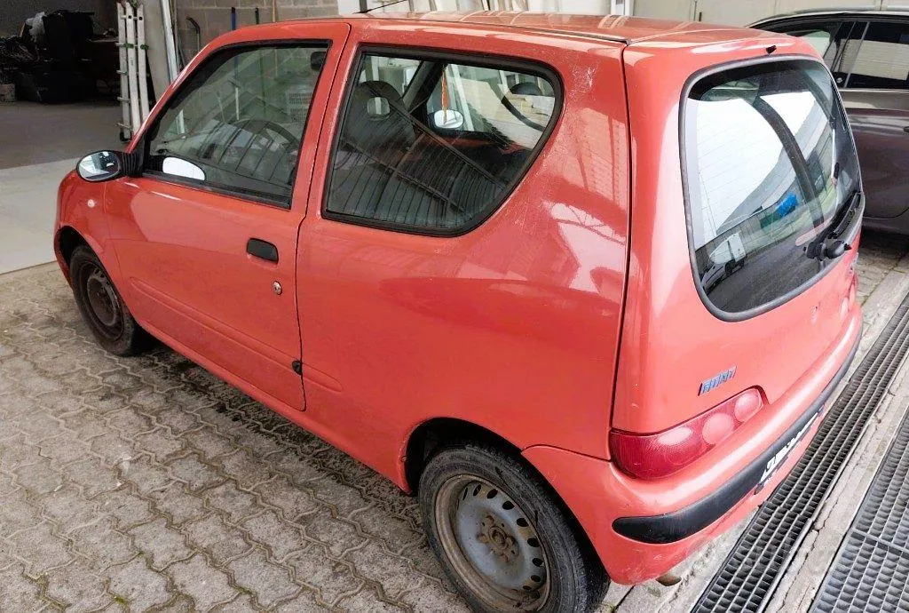 Fiat Seicento 2003 photo 2