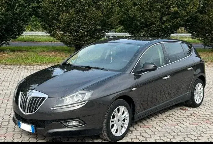 Lancia Delta 2009 photo 2