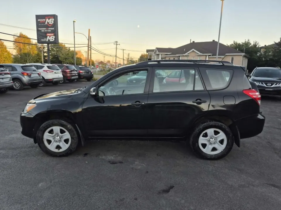 Toyota Rav4 2012 photo 2