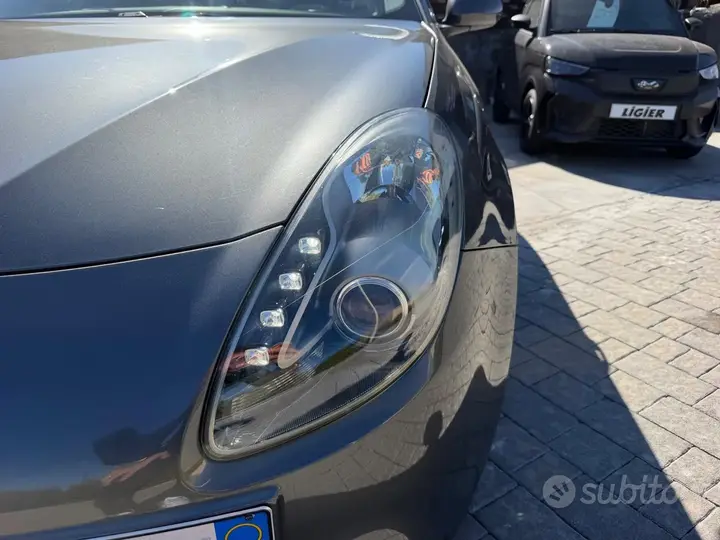 Alfa Romeo Giulietta 2015 photo 4
