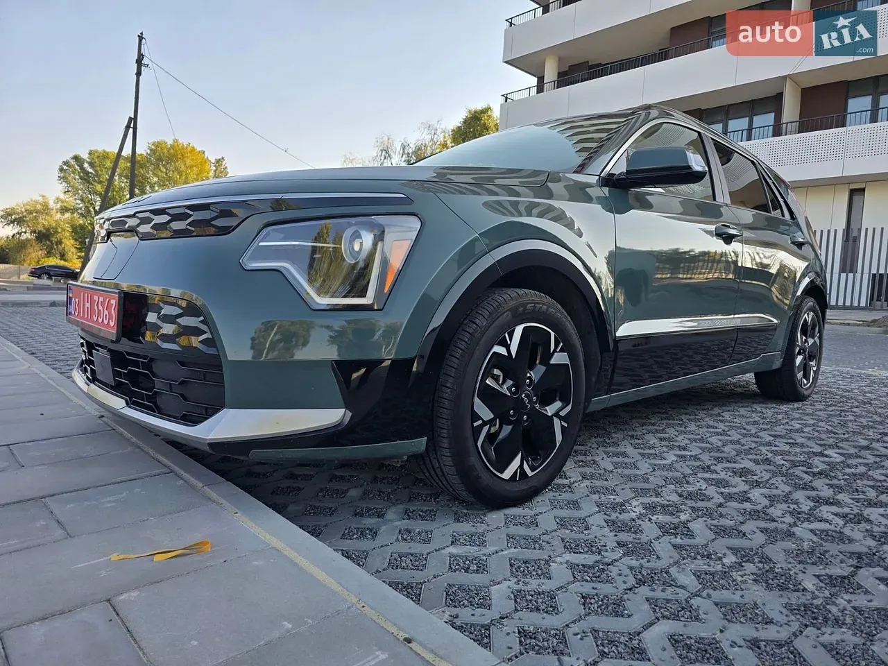 Kia Niro 2023 photo 2