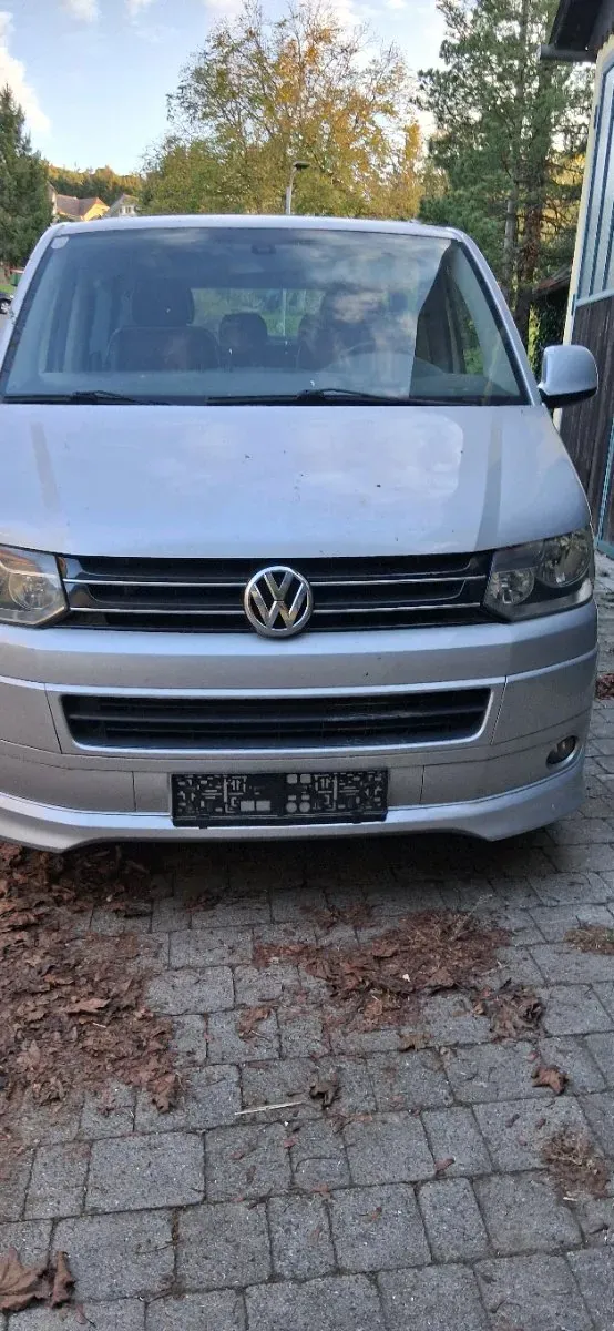 Volkswagen T5 2012 photo 3