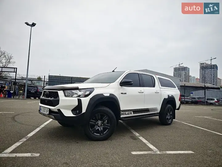 Toyota Hilux
