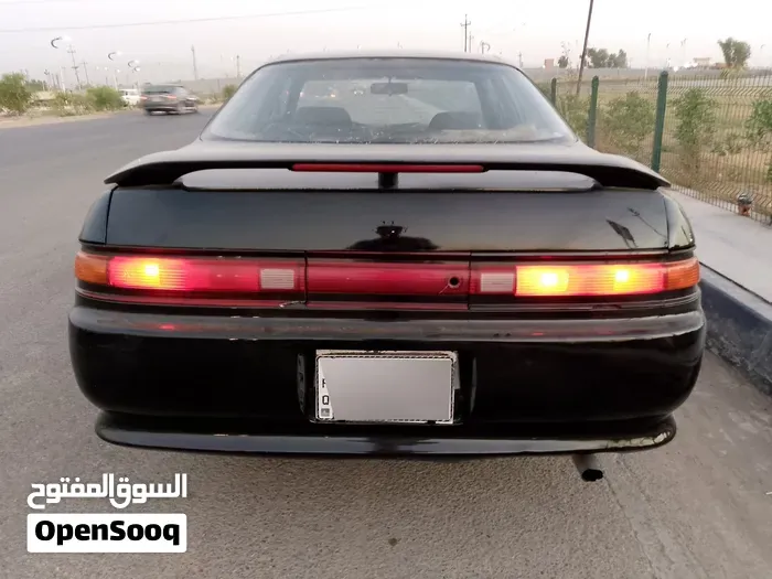 Toyota Crown 1994 photo 2